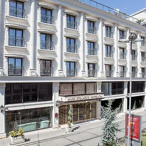 Miss 4*, Istanbul Turkey